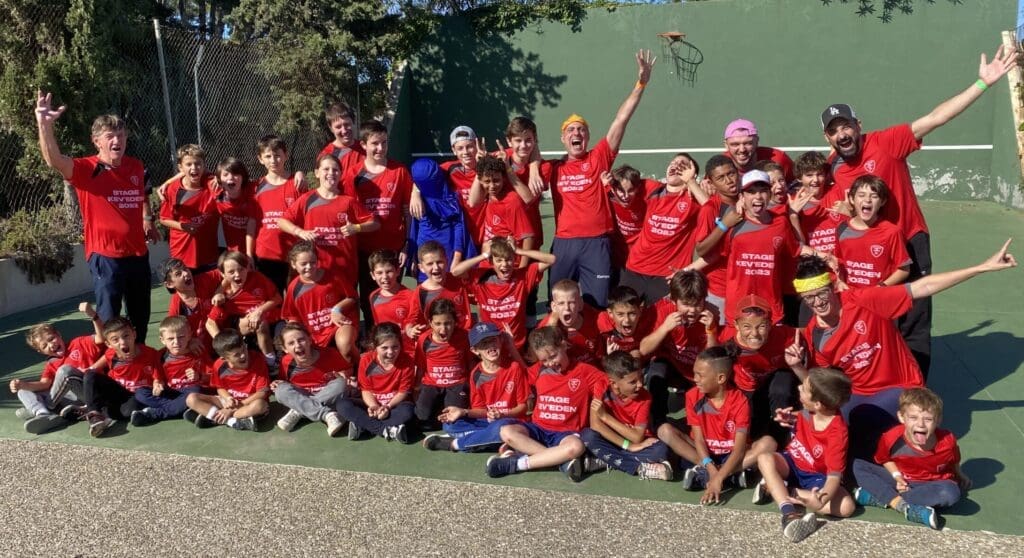 groupe maillot rouge kev-eden